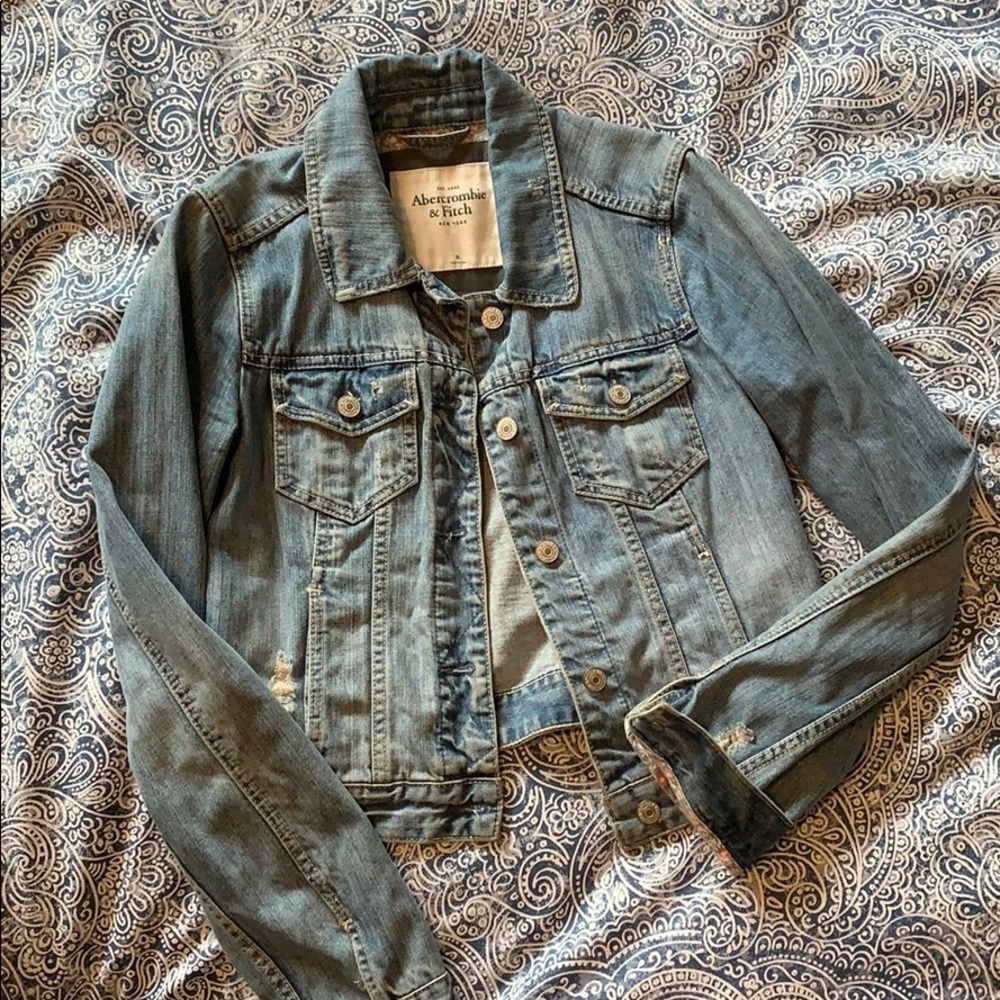 Abercrombie & Fitch Jean Jacket